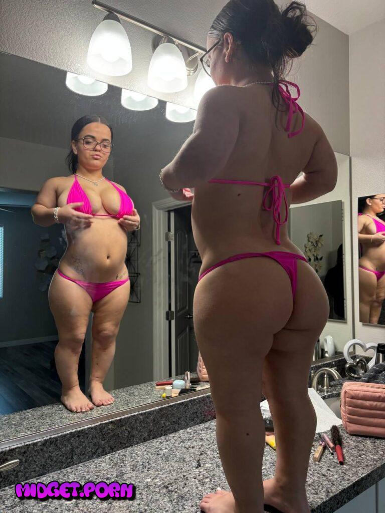 My thick ass would look better jumping on you (Megbanksxo)